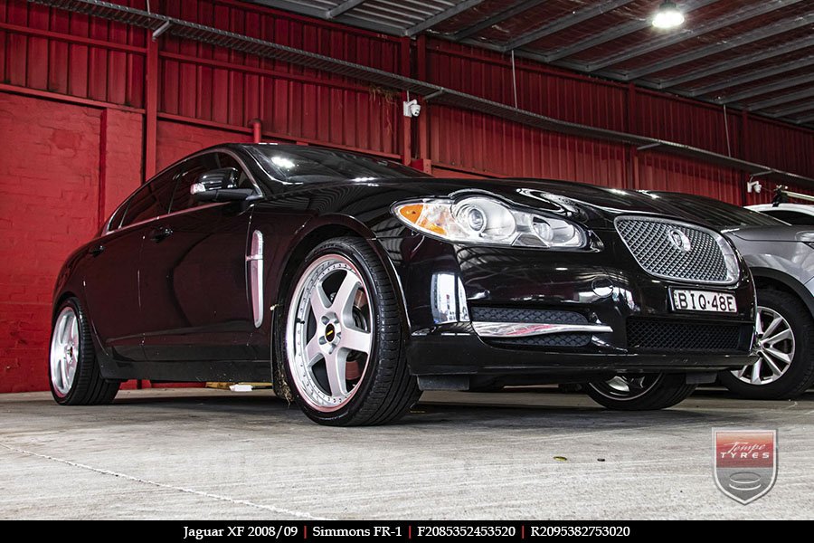 20x8.5 20x9.5 Simmons FR-1 Silver on JAGUAR XF