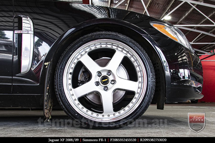 20x8.5 20x9.5 Simmons FR-1 Silver on JAGUAR XF