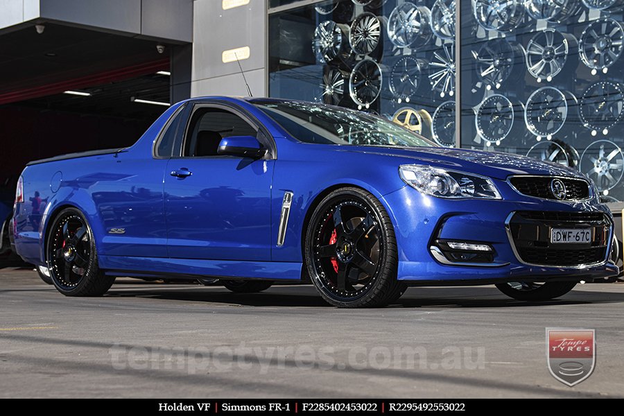 22x8.5 22x9.5 Simmons FR-1 Full Gloss Black on HOLDEN COMMODORE VF