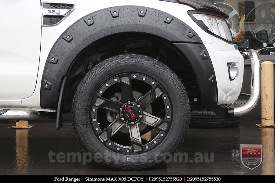 20x9.5 Simmons MAX X05 DCFOY on FORD RANGER 