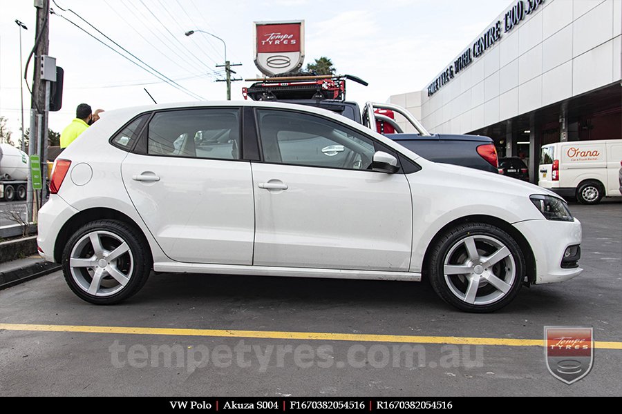 16x7.0 Akuza S004 on VW POLO