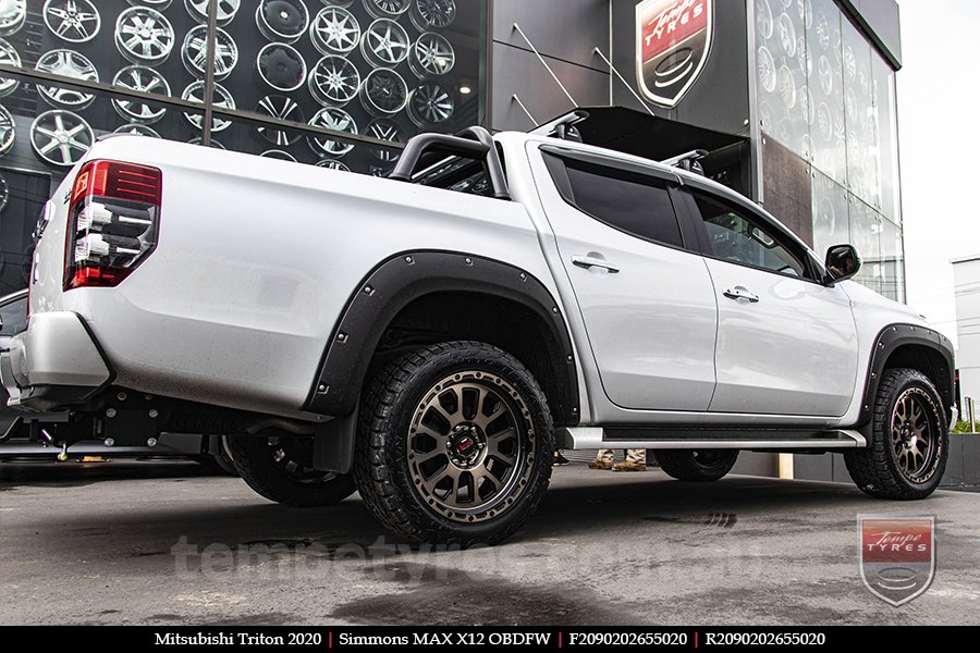 20x9.0 Simmons MAX X12 OBDFW on MITSUBISHI TRITON