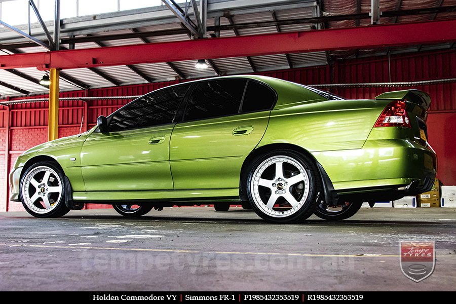 19x8.5 19x9.5 Simmons FR-1 Silver on HOLDEN COMMODORE VY