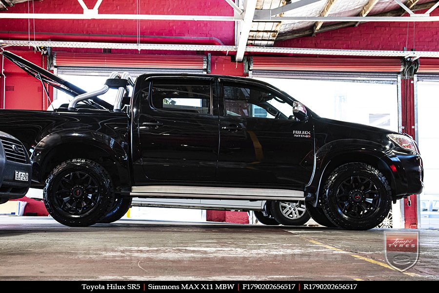 17x9.0 Simmons MAX X11 MBW on TOYOTA HILUX SR5