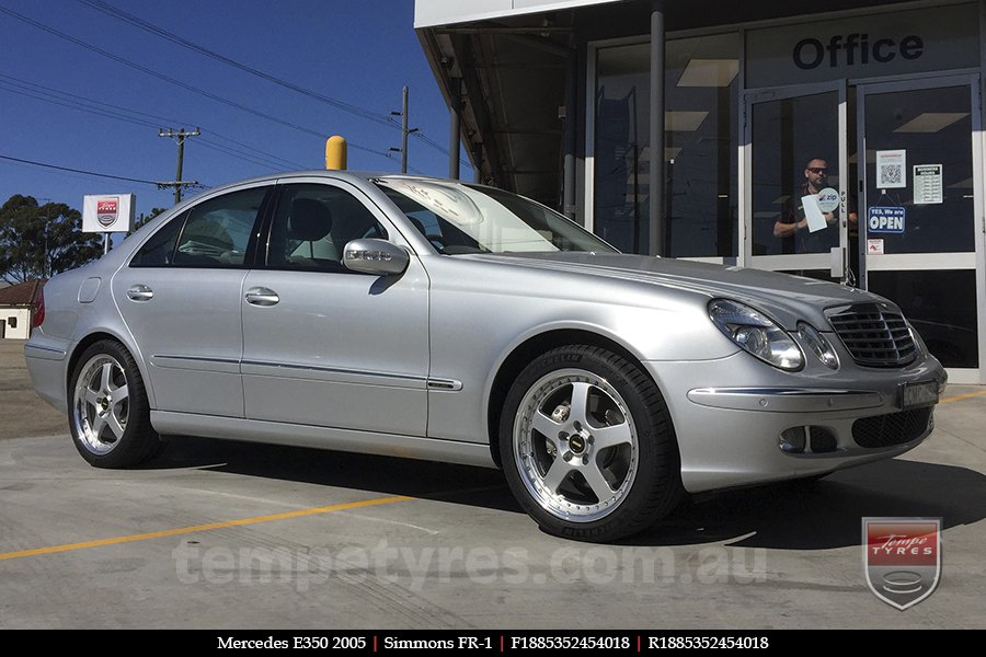 18x8.5 18x9.5 Simmons FR-1 Silver on MERCEDES E-Class