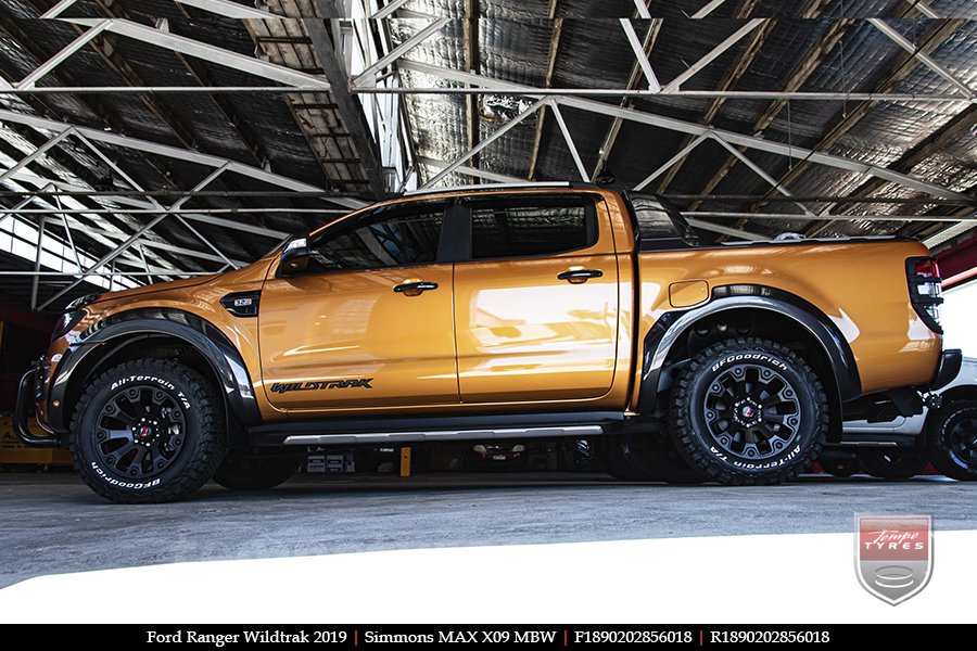 18x9.0 Simmons MAX X09 MBW on FORD RANGER WILDTRAK