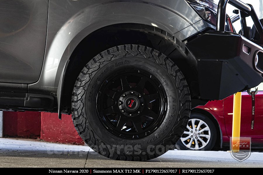 17x9.0 Simmons MAX T12 MK on NISSAN NAVARA