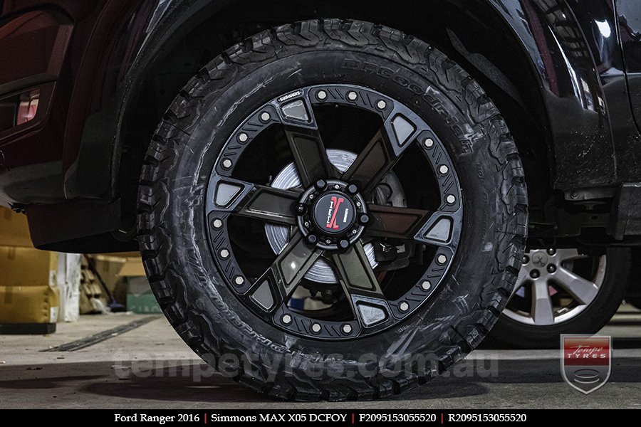 20x9.5 Simmons MAX X05 DCFOY on FORD RANGER