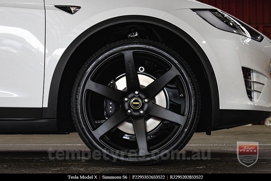 22x9.5 Simmons S6 Matte Black NCT on TESLA MODEL X