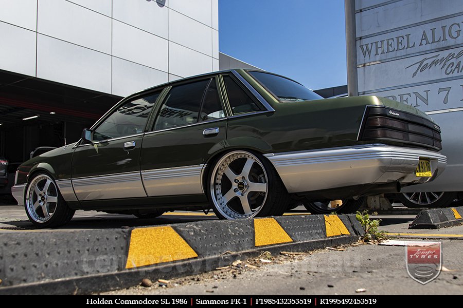 19x8.5 19x9.5 Simmons FR-1 Silver on HOLDEN COMMODORE SL