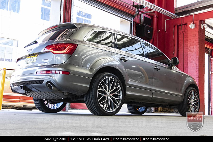 22x9.5 1349 AU1349 Dark Grey on AUDI Q7