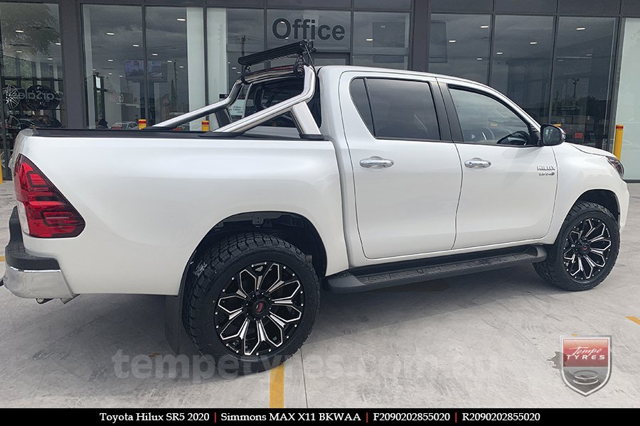 20x9.0 Simmons MAX X11 BKWAA on TOYOTA HILUX SR5