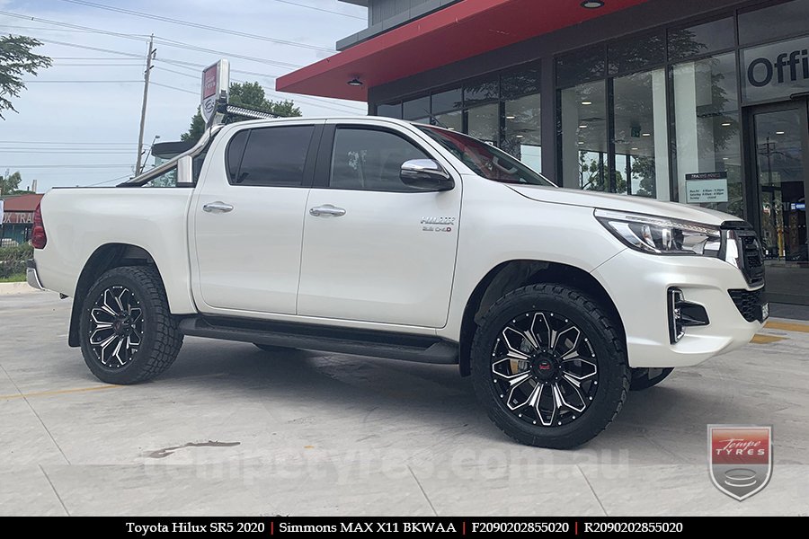 20x9.0 Simmons MAX X11 BKWAA on TOYOTA HILUX SR5