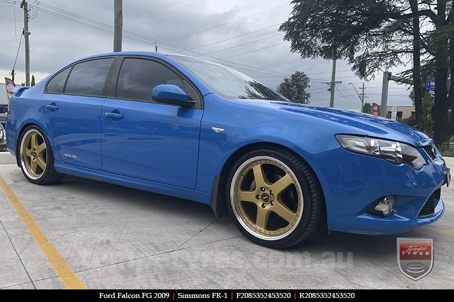 20x8.5 20x9.5 Simmons FR-1 Gold on FORD FALCON