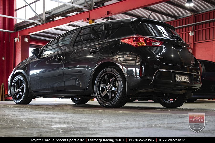 17x7.0 Starcorp Racing PURSUIT on TOYOTA COROLLA