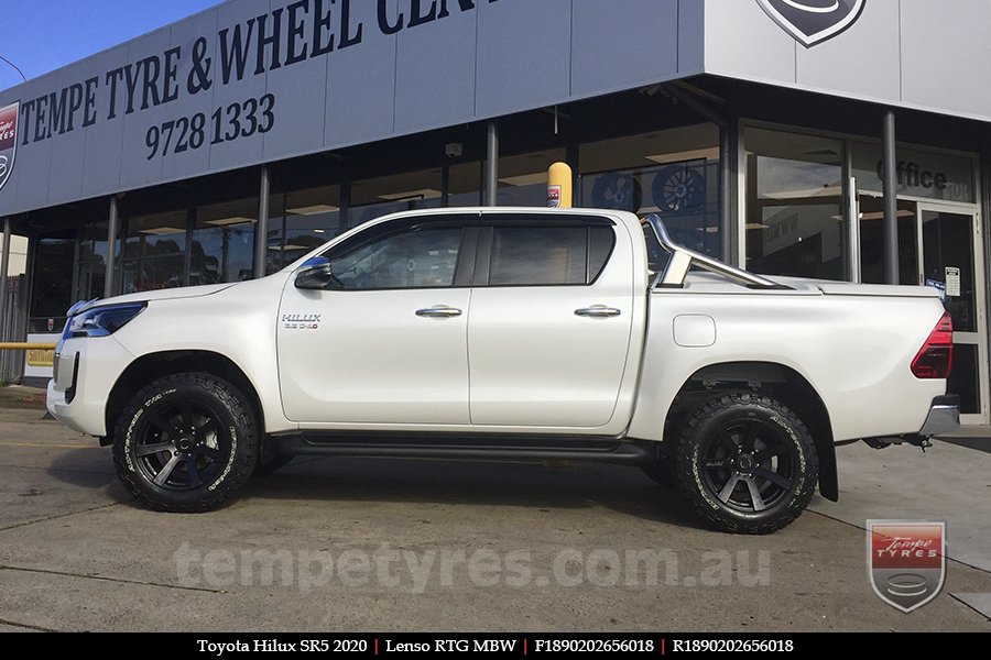 18x9.0 Lenso RTG MBW on TOYOTA HILUX SR5