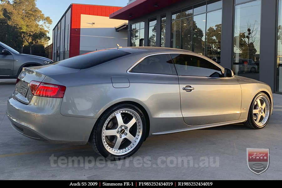 19x8.5 19x9.5 Simmons FR-1 Silver on AUDI S5