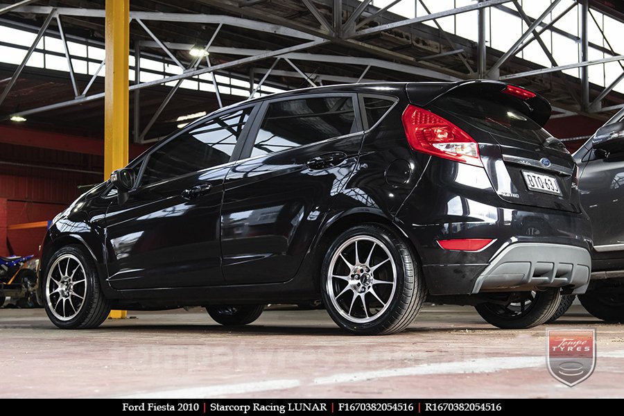 16x7.0 Starcorp Racing LUNAR on FORD FIESTA