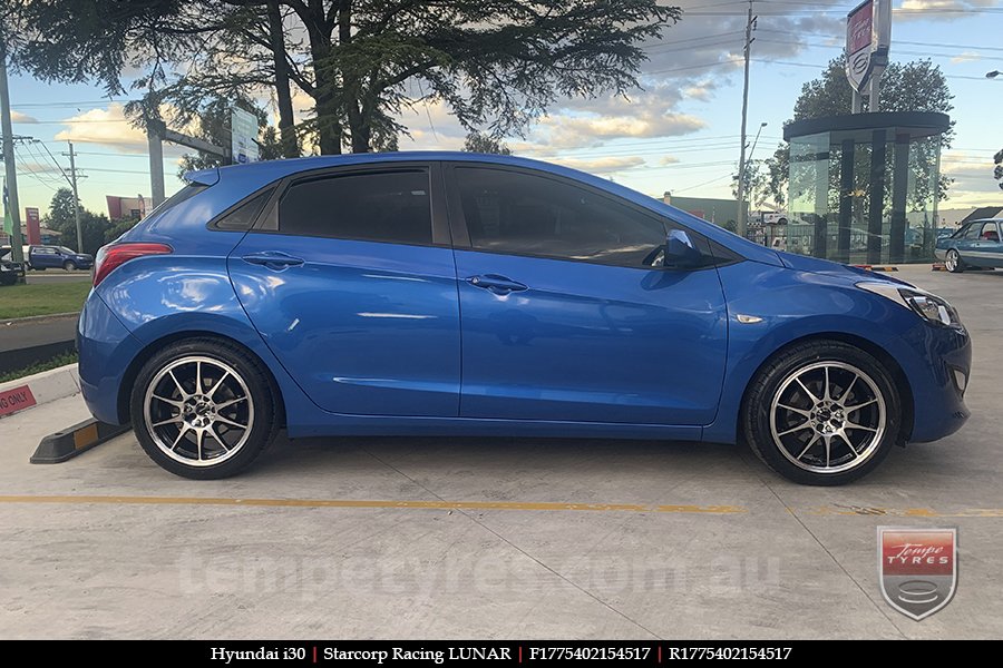 17x7.5 Starcorp Racing LUNAR on HYUNDAI i30