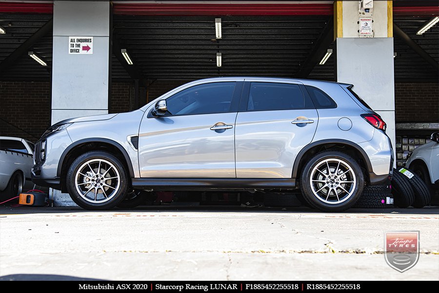 18x8.5 Starcorp Racing LUNAR on MITSUBISHI ASX