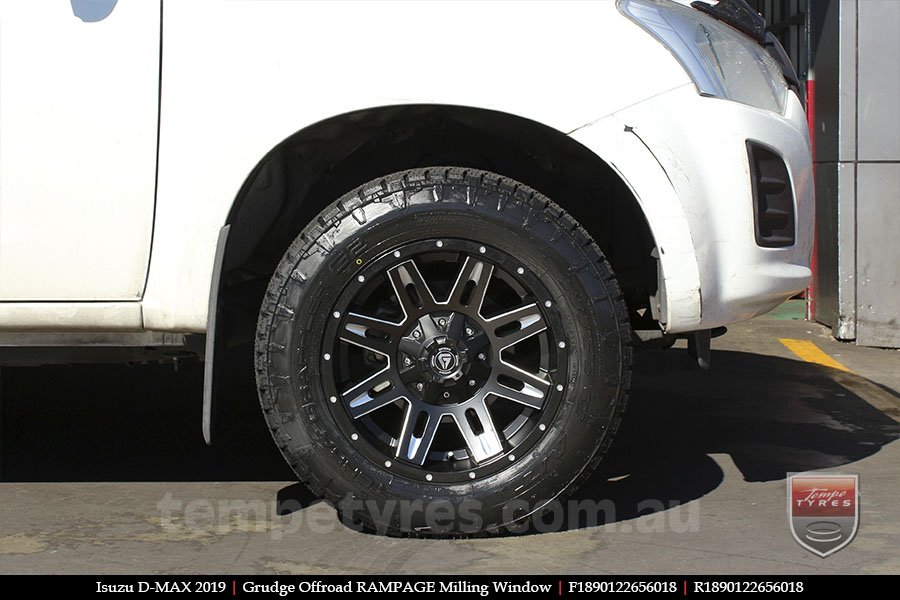 18x9.0 Grudge Offroad RAMPAGE Milling Window on ISUZU D-MAX