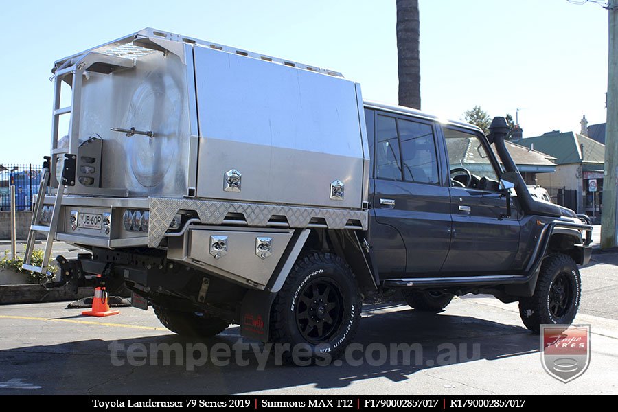 17x9.0 Simmons MAX T12 MK on TOYOTA LANDCRUISER 79 SERIES