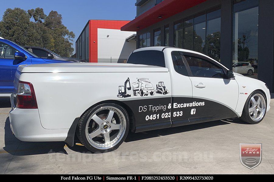 20x8.5 20x9.5 Simmons FR-1 Silver on FORD FALCON