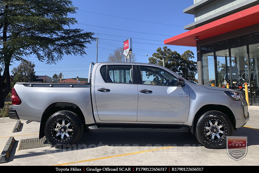 17x9.0 Grudge Offroad SCAR on TOYOTA HILUX