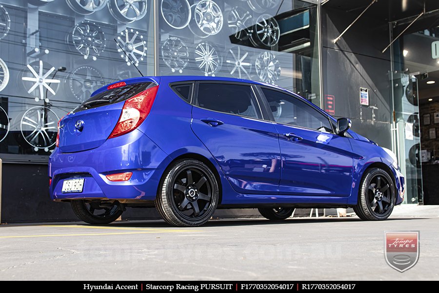 17x7.0 Starcorp Racing PURSUIT on HYUNDAI ACCENT