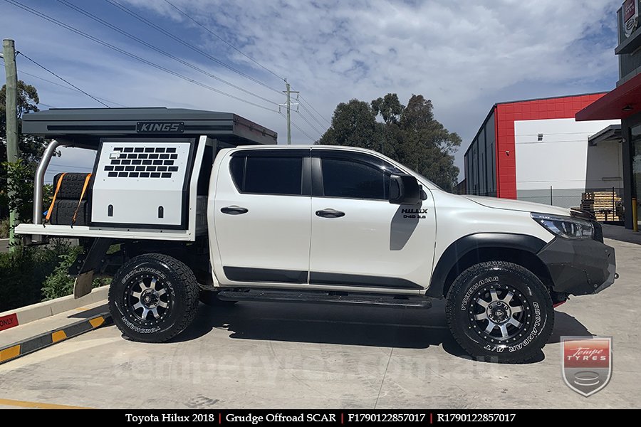 17x9.0 Grudge Offroad SCAR on TOYOTA HILUX