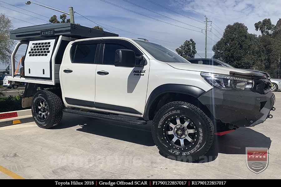 17x9.0 Grudge Offroad SCAR on TOYOTA HILUX