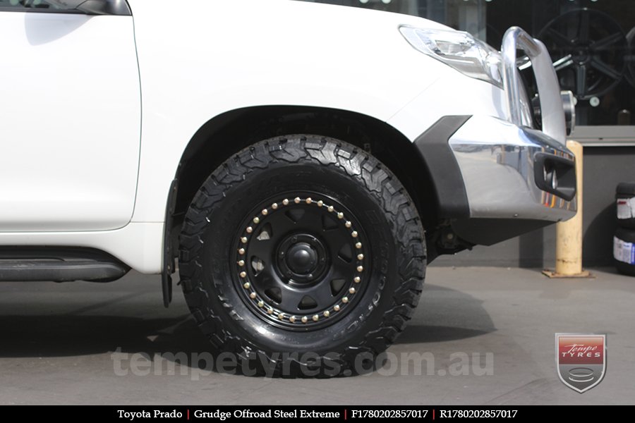 17x8.0 Grudge Offroad Steel Extreme on TOYOTA PRADO