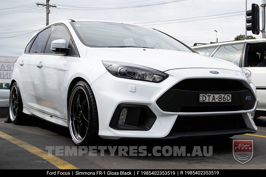 19x8.5 19x9.5 Simmons FR-1 Gloss Black on Ford Focus