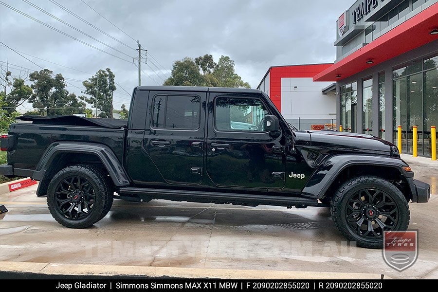 20x9.0 Simmons MAX X11 MBW on Jeep Gladiator