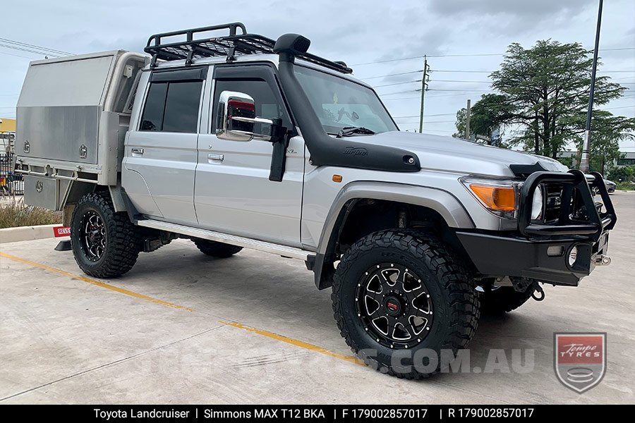 17x9.0 Simmons MAX T12 BKA on Toyota Landcruiser