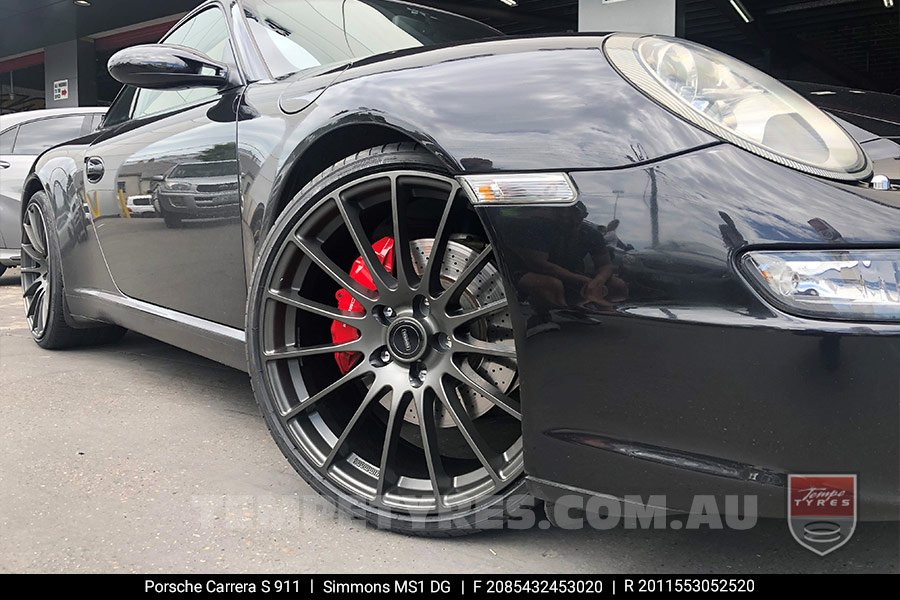 20x8.5 20x10 Simmons MS1 DG on Porsche Carrera