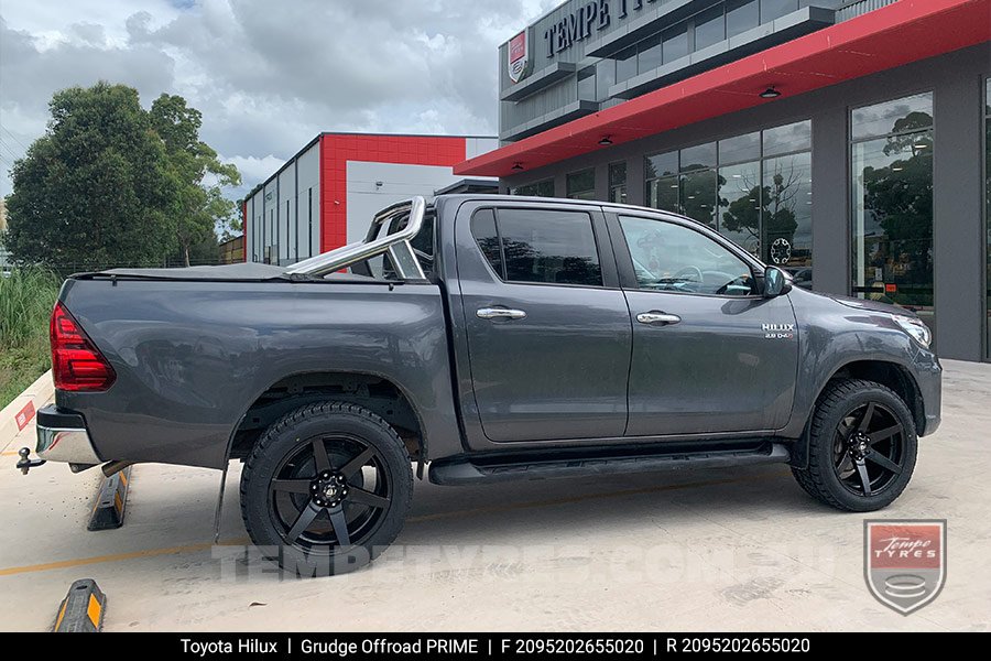 20x9.5 Grudge Offroad PRIME on Toyota Hilux