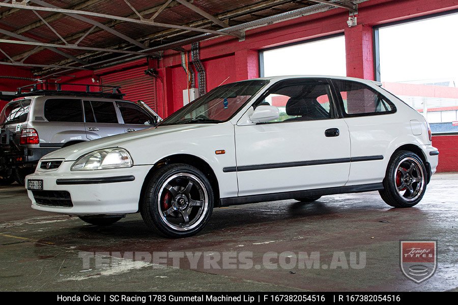 16x7.0 SC Racing 1783 Gunmetal Machined Lip on Honda Civic