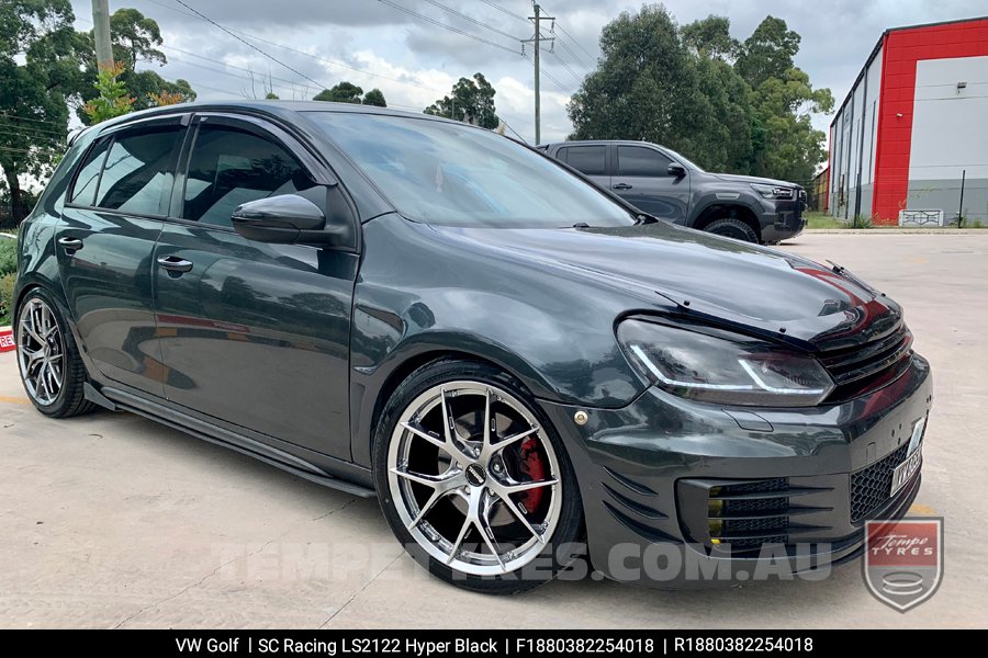 18x8.0 SC Racing LS2122 Hyper Black on VW Golf