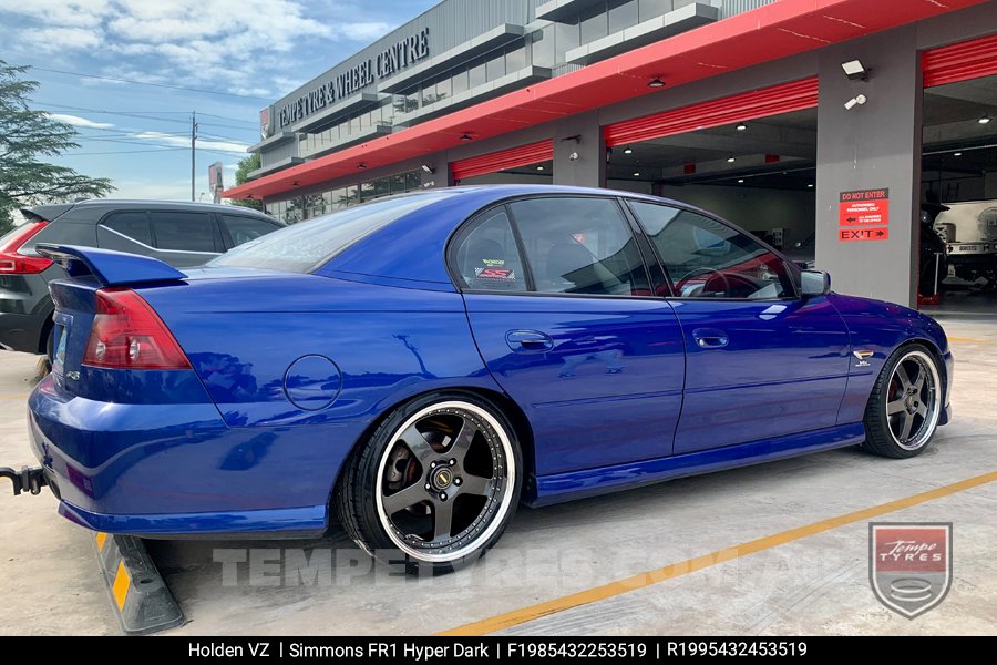 19x8.5 19x9.5 Simmons FR-1 Hyper Dark on Holden Commodore VZ