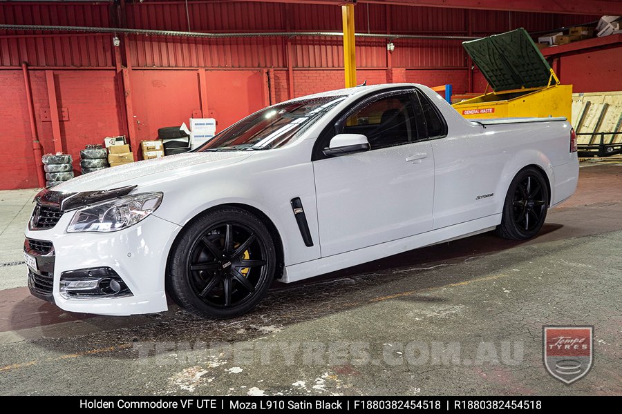 18x8.0 MOZA 910 Blade Satin Black on Holden Commodore VF