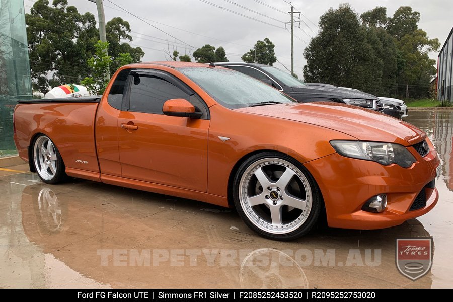 20x8.5 20x9.5 Simmons FR-1 Silver on Ford Falcon