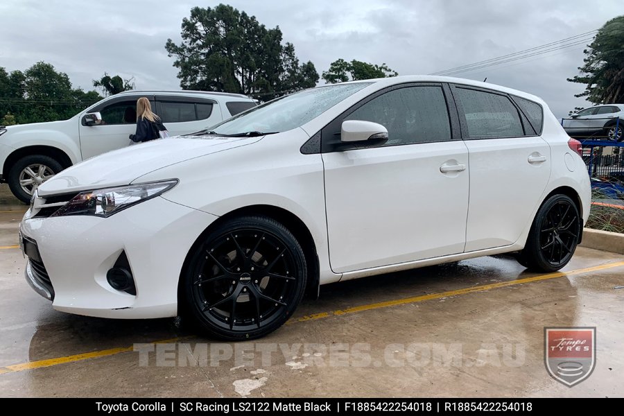 18x8.5 SC Racing LS2122 Matte Black on Toyota Corolla