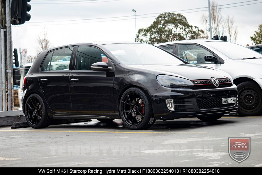 18x8.0 Starcorp Racing HYDRA on VW Golf