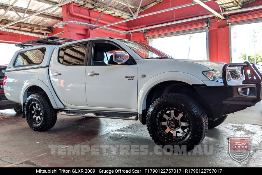 17x9.0 Grudge Offroad SCAR on Mitsubishi Triton