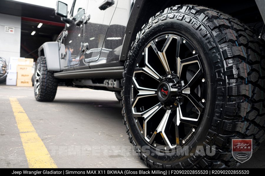 20x9.0 Simmons MAX X11 BKWAA on Jeep Gladiator