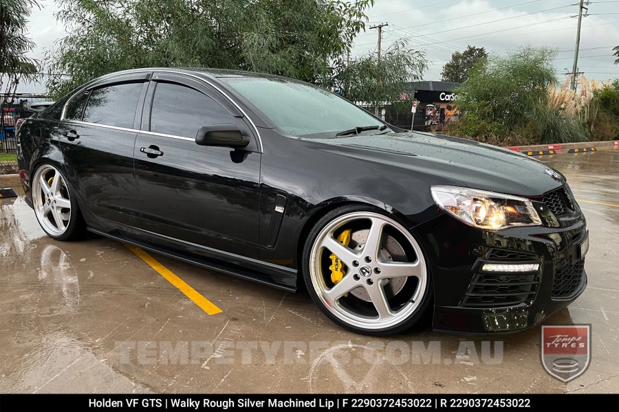 22x9.0 Walky Silver on Holden Commodore VF