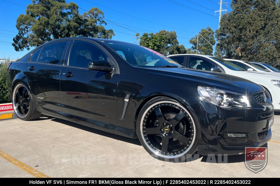 22x8.5 22x9.5 Simmons FR-1 Gloss Black Mirror Lip on Holden Commodore VF