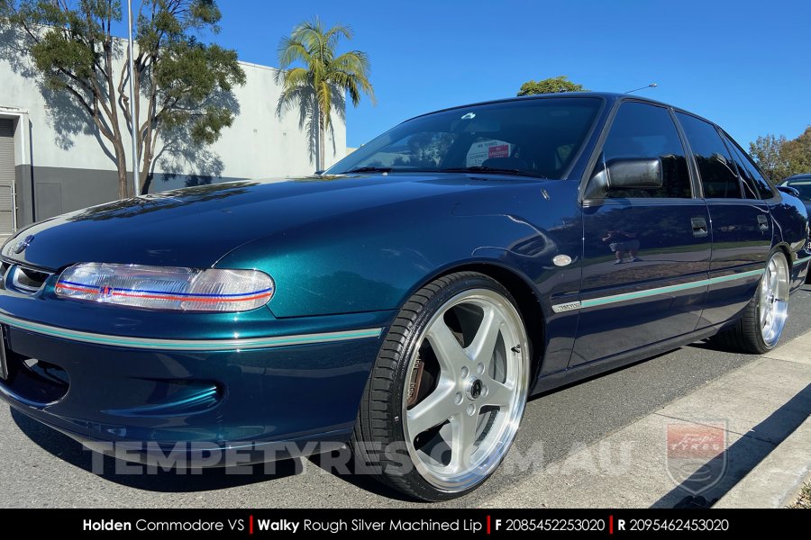 20x8.5 20x9.5 Walky Silver on Holden Commodore VS