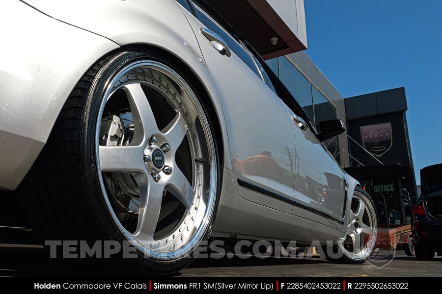 22x8.5 22x9.5 Simmons FR-1 Silver on Holden Calais